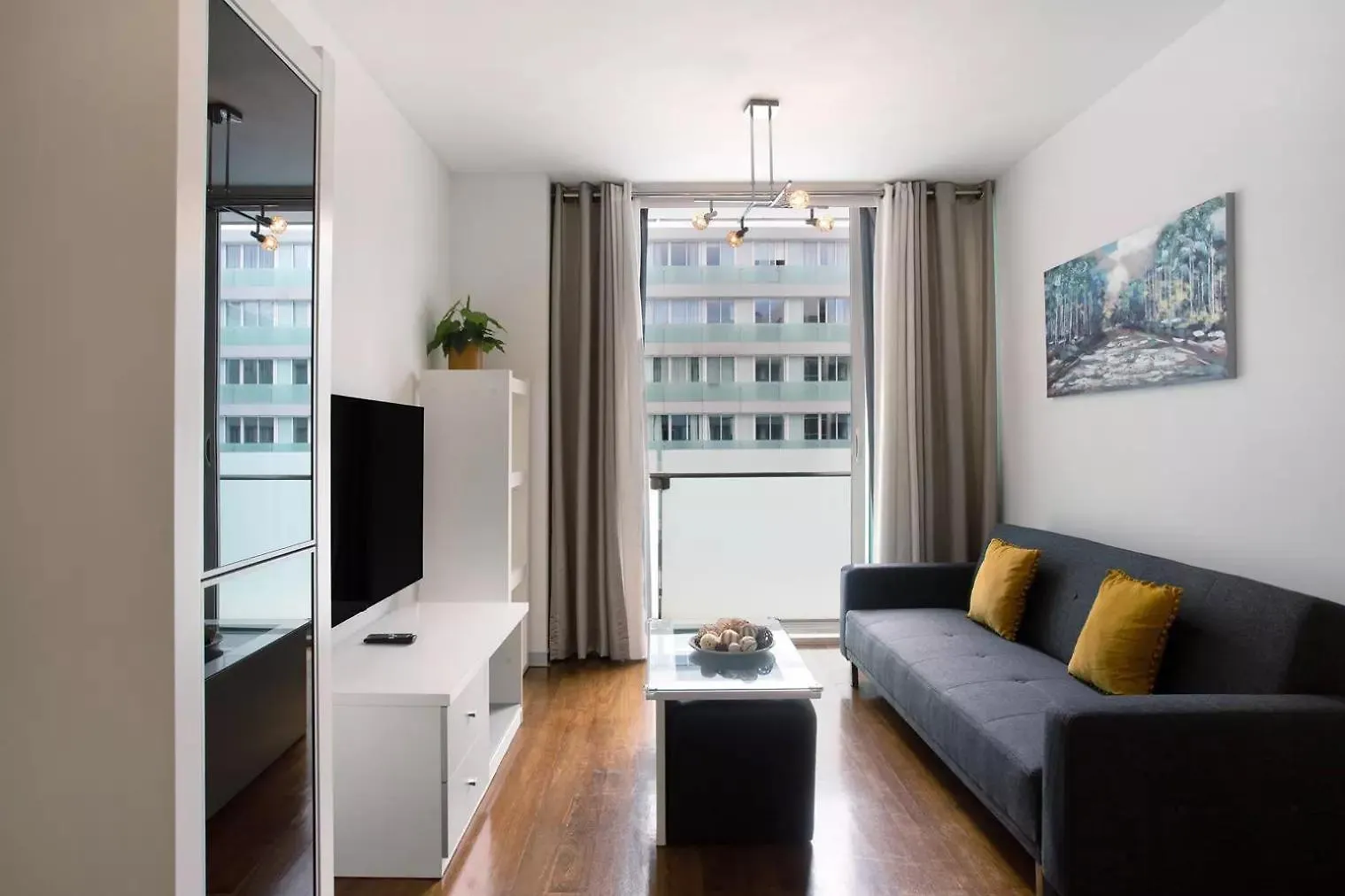 Funchal Centrum - La Vie Apartment With Parking!